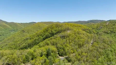 2530 Pilot Knob Road Glenville NC 28736