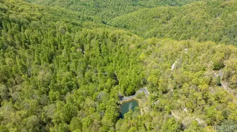 2530 Pilot Knob Road Glenville NC 28736