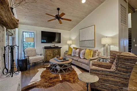 142 Bright Mountain Road Cullowhee NC 28723