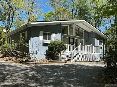 810 Hickory Drive Sapphire NC 28774