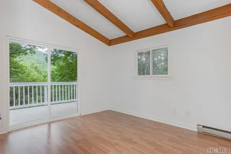 810 Hickory Drive Sapphire NC 28774