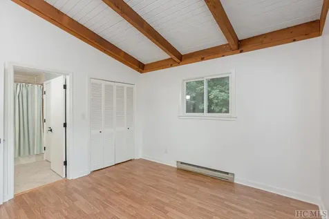 810 Hickory Drive Sapphire NC 28774