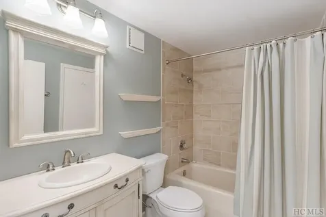 810 Hickory Drive Sapphire NC 28774