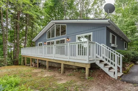 810 Hickory Drive Sapphire NC 28774