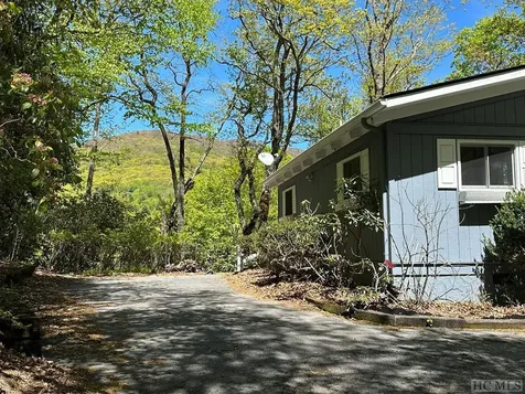 810 Hickory Drive Sapphire NC 28774