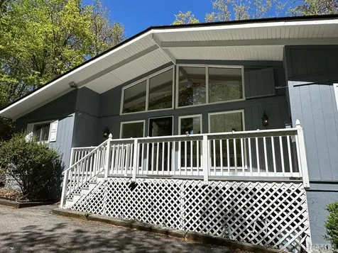 810 Hickory Drive Sapphire NC 28774