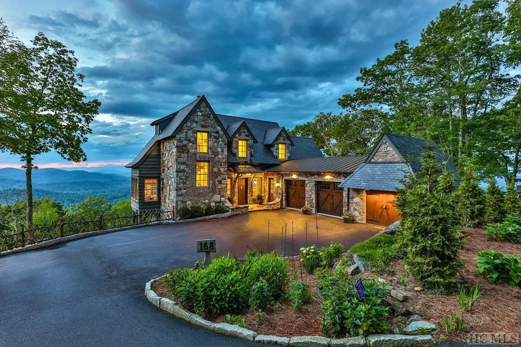 168 Old Wagon Road Highlands NC 28741