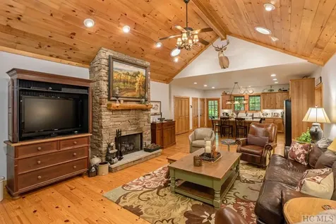 403 Narrows Road Sapphire NC 28774
