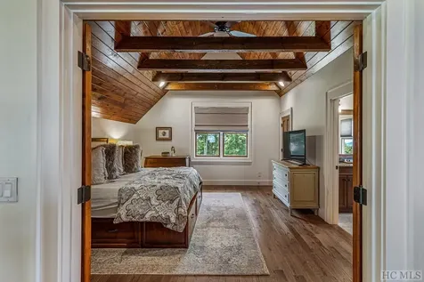 44 Milkweed Trail Glenville NC 28736