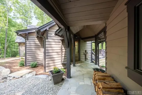 195 Roaming Road Glenville NC 28736