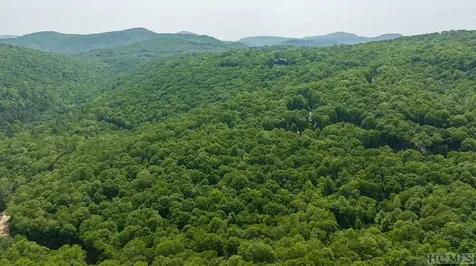 195 Roaming Road Glenville NC 28736