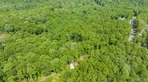 195 Roaming Road Glenville NC 28736