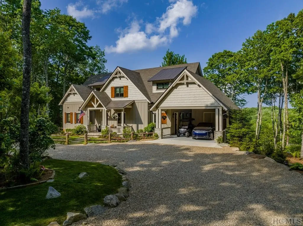 185 Glenridge Road Glenville NC 28736