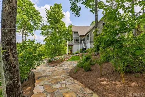 185 Glenridge Road Glenville NC 28736