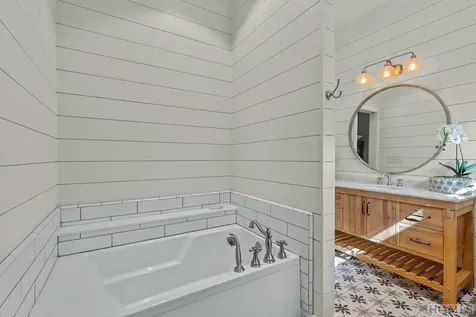 185 Glenridge Road Glenville NC 28736