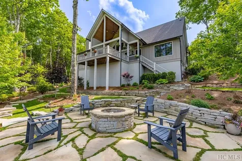 185 Glenridge Road Glenville NC 28736