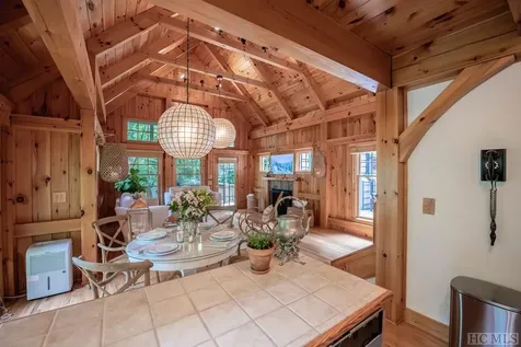 320 Catesby Trail Cashiers NC 28717