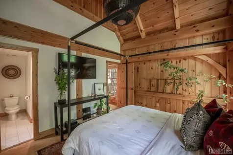 320 Catesby Trail Cashiers NC 28717