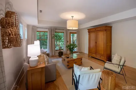 320 Catesby Trail Cashiers NC 28717