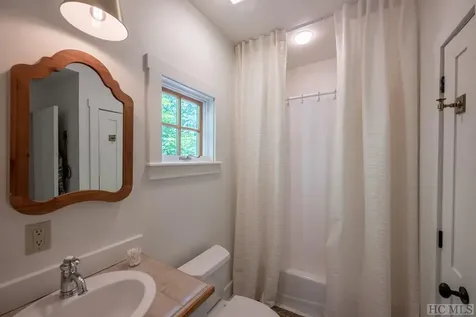 320 Catesby Trail Cashiers NC 28717