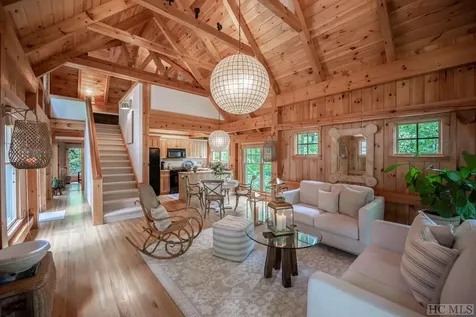 320 Catesby Trail Cashiers NC 28717