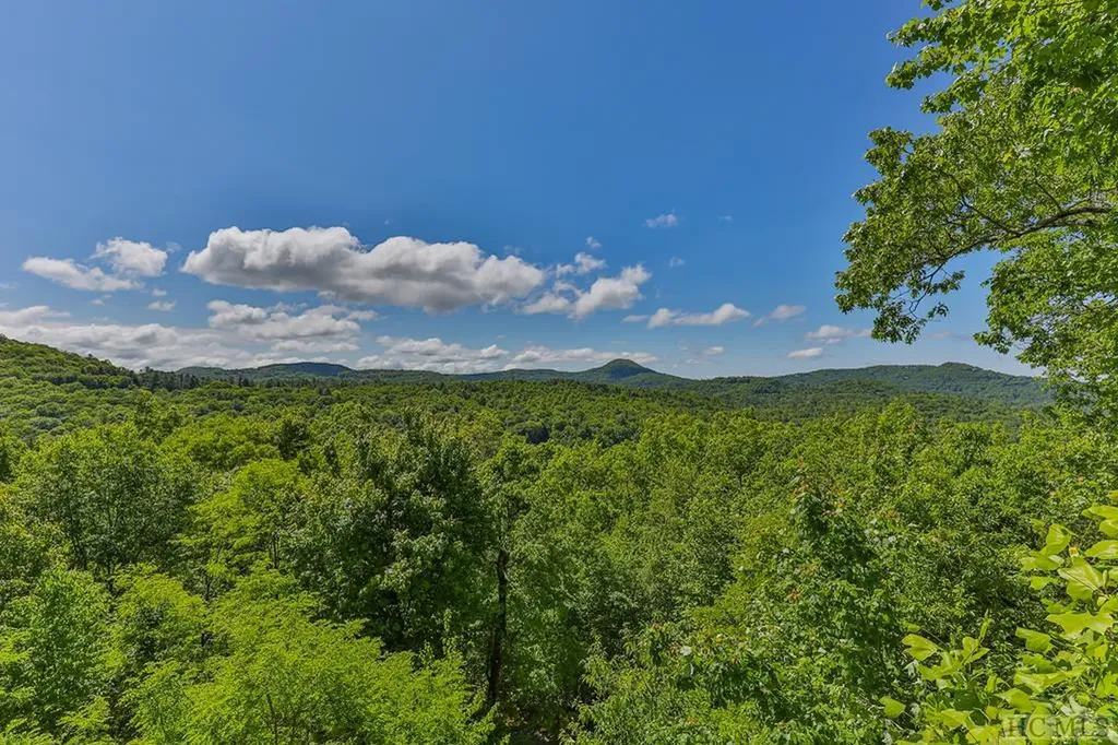 441 View Point Road Highlands NC 28741