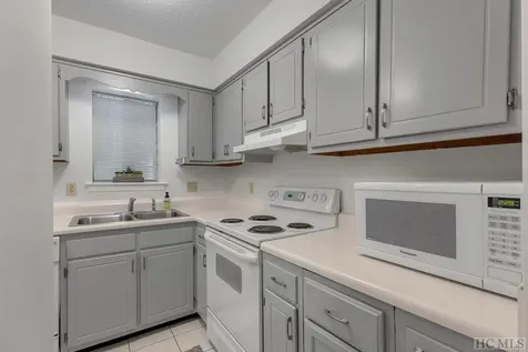 98 Dogwood Knob Lane Sapphire NC 28774