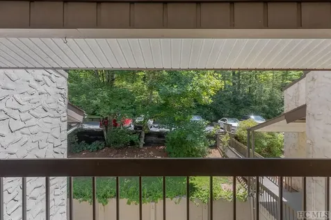 98 Dogwood Knob Lane Sapphire NC 28774