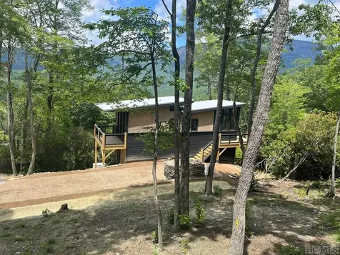 111 Moonstone Loop Highlands NC 28741