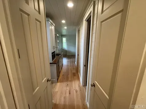 111 Moonstone Loop Highlands NC 28741