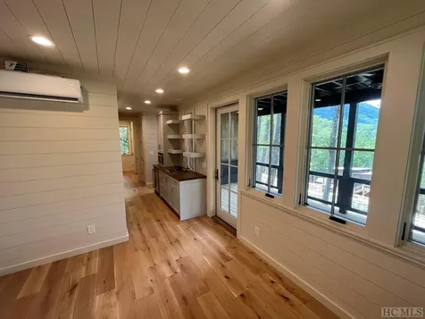 111 Moonstone Loop Highlands NC 28741