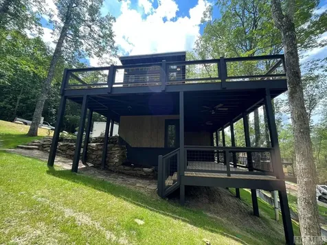 111 Moonstone Loop Highlands NC 28741