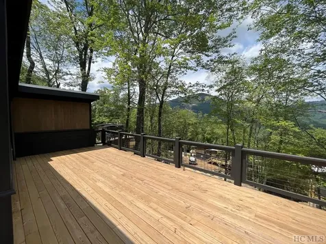 111 Moonstone Loop Highlands NC 28741