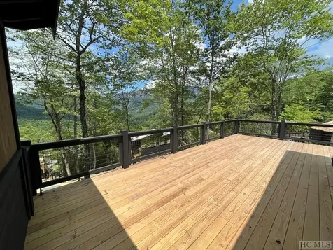 111 Moonstone Loop Highlands NC 28741