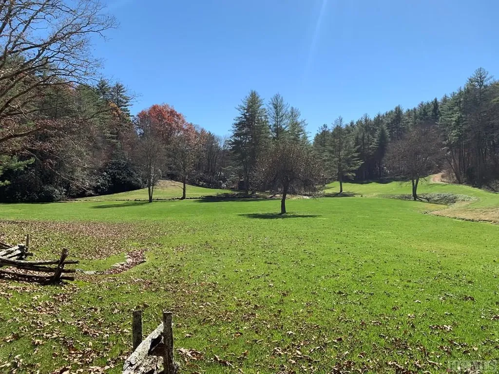 Lot 23 Piney Knob Trail Cullowhee NC 28723