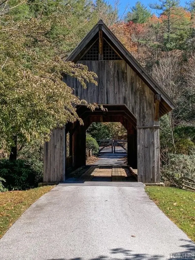 Lot 23 Piney Knob Trail Cullowhee NC 28723