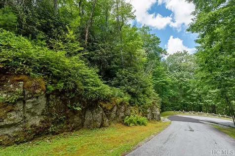 Lot 23 Piney Knob Trail Cullowhee NC 28723