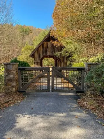 Lot 23 Piney Knob Trail Cullowhee NC 28723