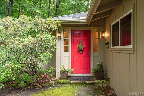 21 E View Road Highlands NC 28741