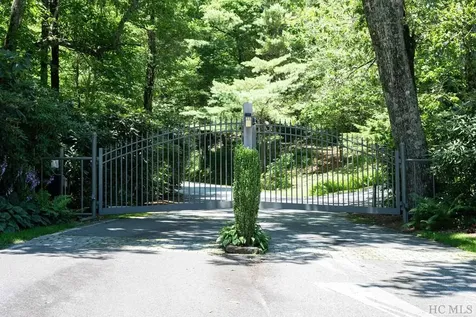 21 E View Road Highlands NC 28741