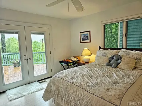 256 S Buckberry Drive Sapphire NC 28774
