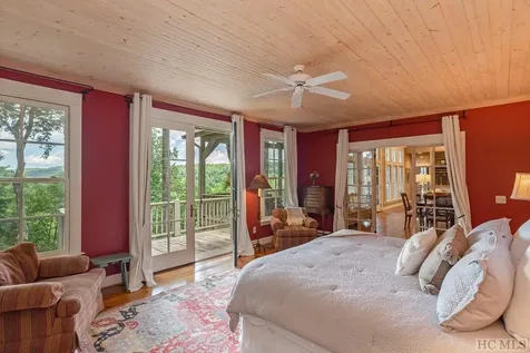 413 High Meadow Road Cullowhee NC 28723