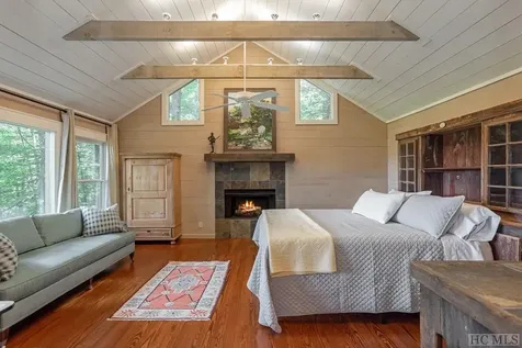 413 High Meadow Road Cullowhee NC 28723