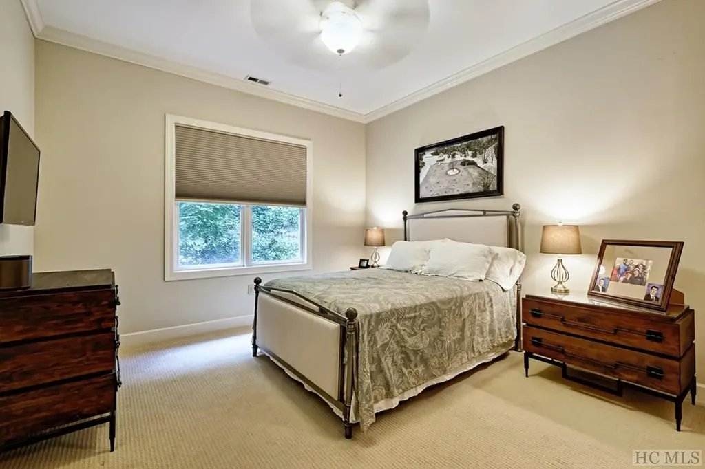 143 D Turning Leaf Lane Highlands NC 28741