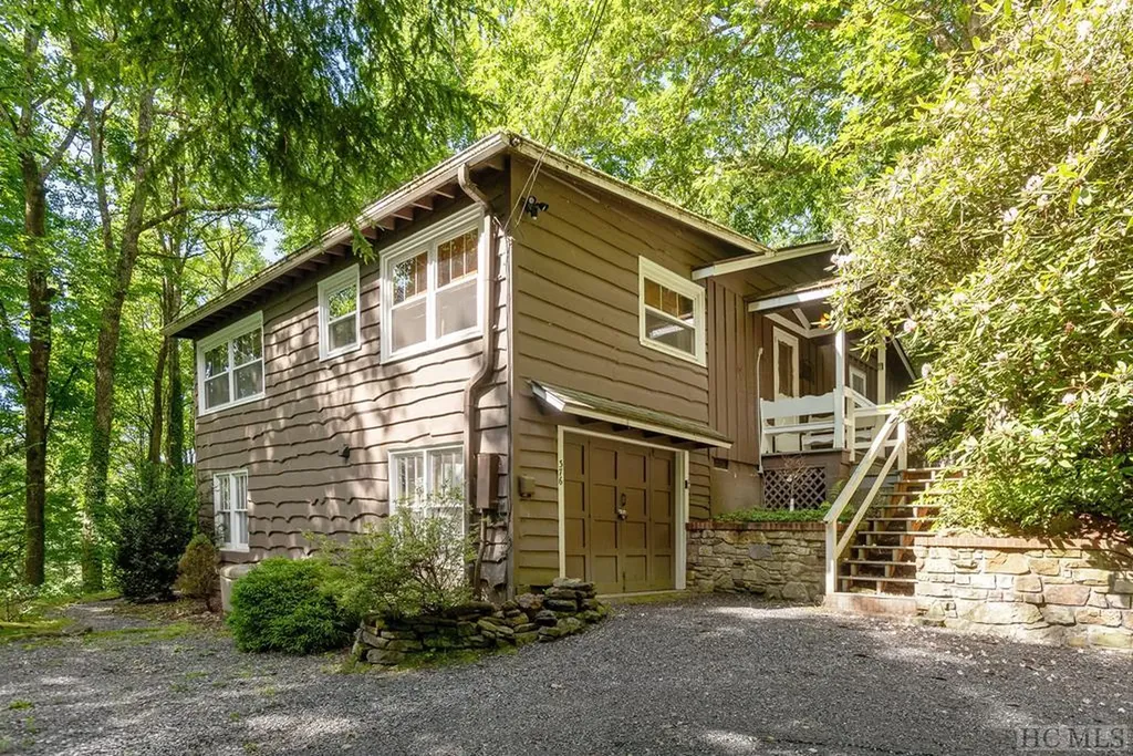 376 Wingina Place Highlands NC 28741