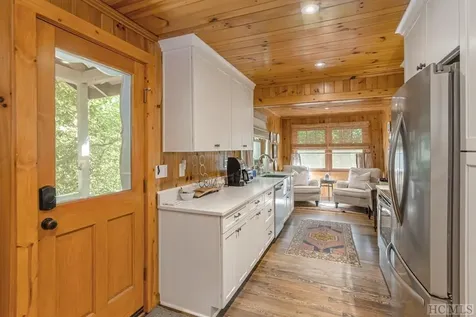 376 Wingina Place Highlands NC 28741