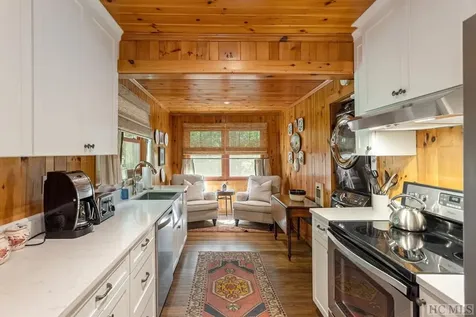 376 Wingina Place Highlands NC 28741