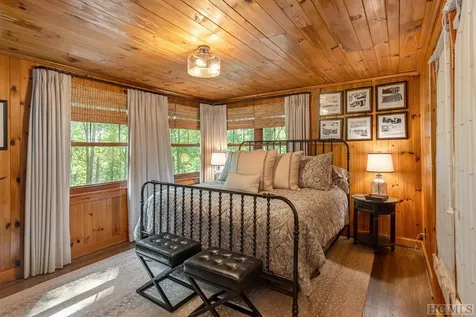 376 Wingina Place Highlands NC 28741