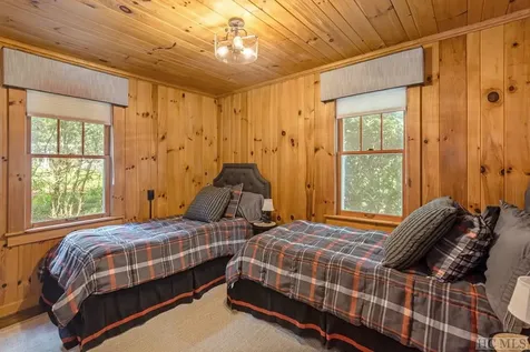 376 Wingina Place Highlands NC 28741