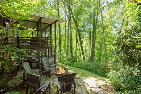 376 Wingina Place Highlands NC 28741